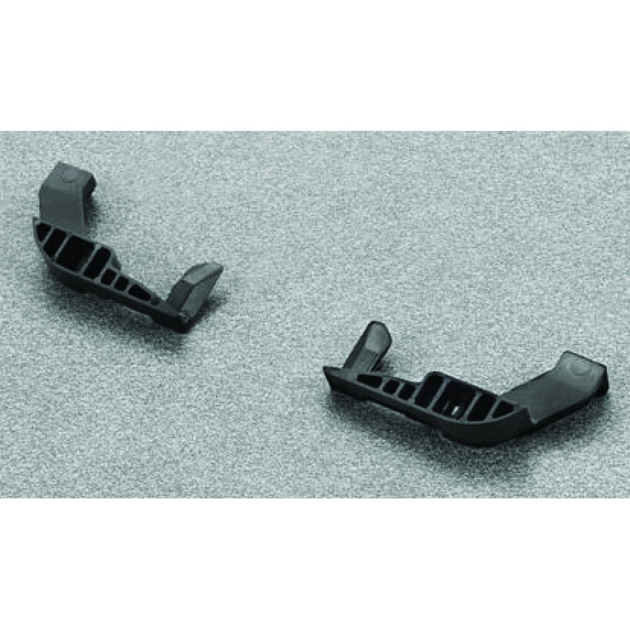 The tilt adjustment levers how many come in a set