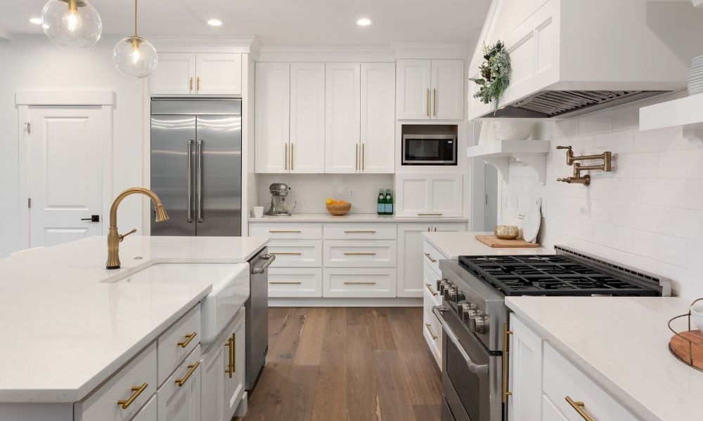 White cabinets kitchen