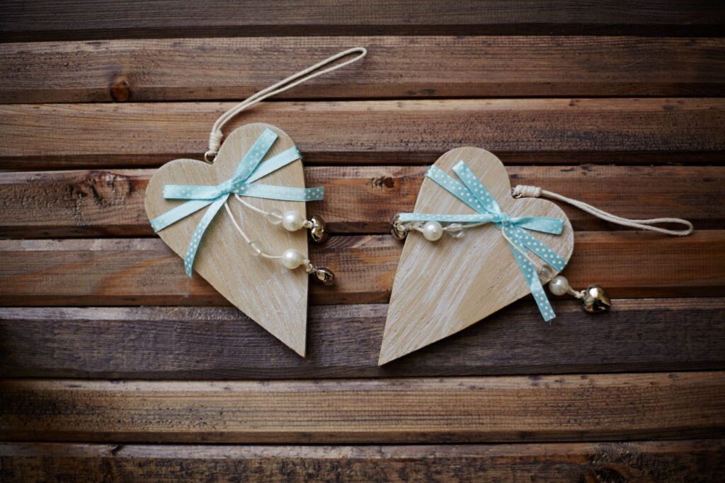 Woodworking Valentine's Day Gift Ideas- Wooden Hearts for Valentine's Day