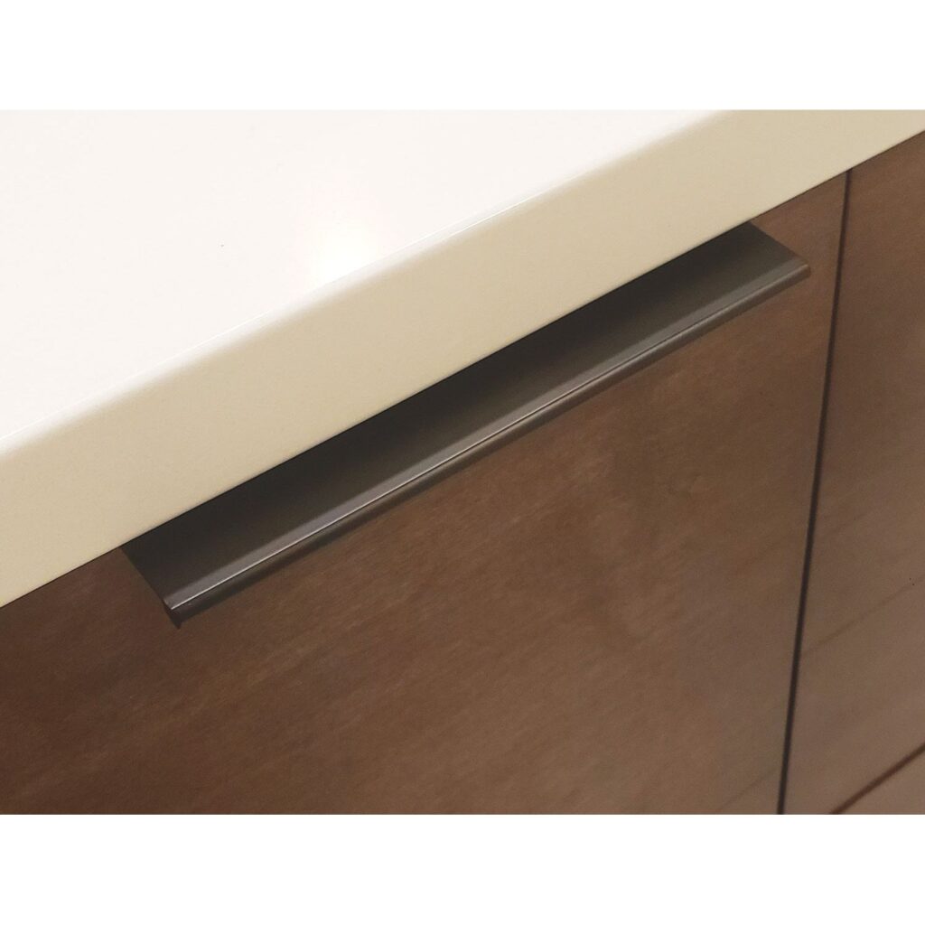 Edge Pull Matte Black