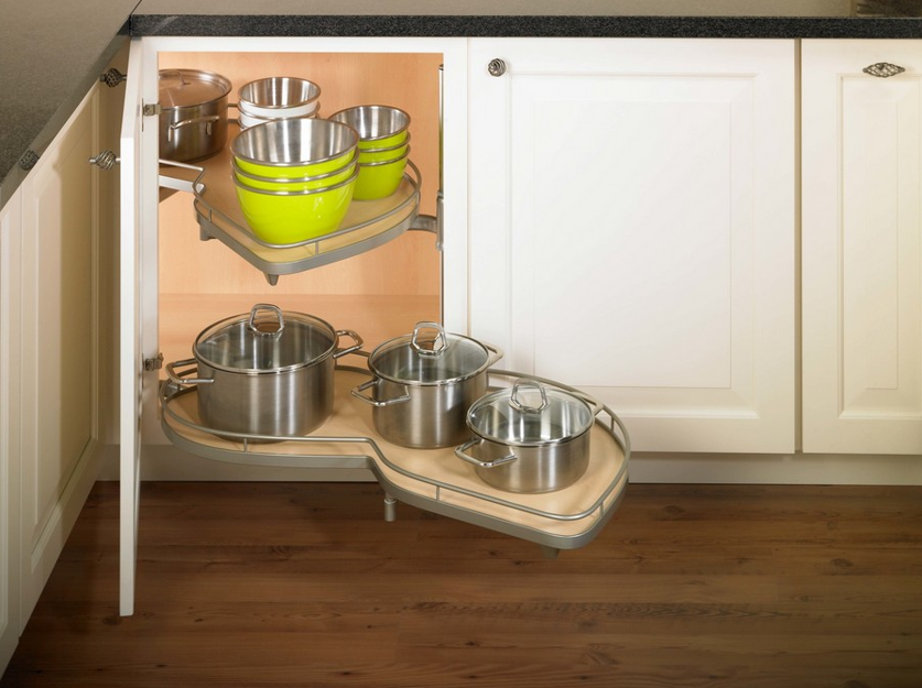 LeMans II Arena Classic Left Swinging 2 Shelf Blind Corner Kit 40er Champagne/Maple Kessebohmer