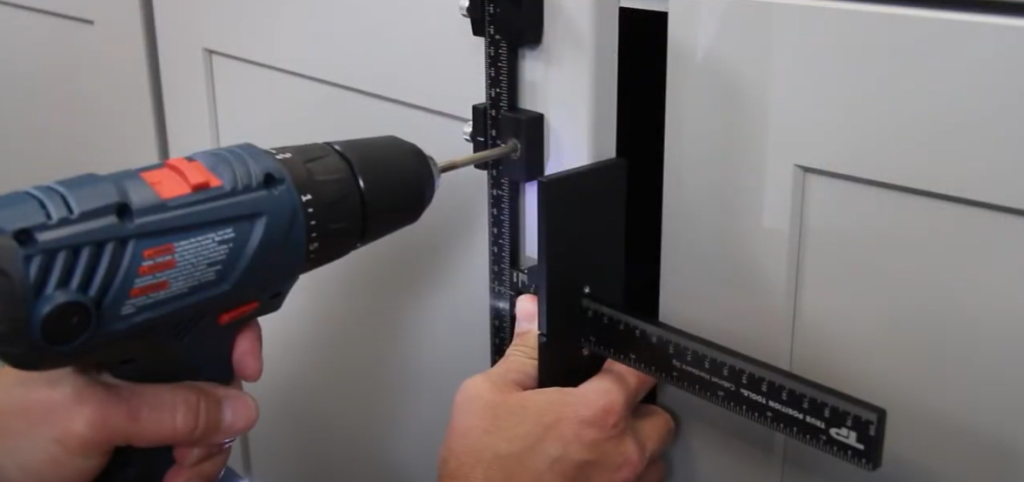 How to Install Cabinet Knobs and Pulls: A Complete DIY Guide ...