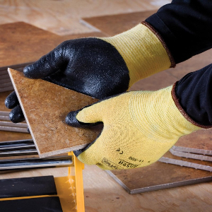 Northern Safety 28868 Gloves, Nitrile Coated, Cut Resistant Level 2, Large