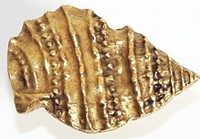 Emenee OR207ABB, Knob, Pointed Seashell, Antique Bright Brass