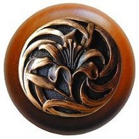 Notting Hill NHW-703C-AC, Tiger Lily Wood Knob in Antique Copper/Cherry Wood, Floral