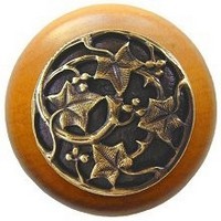 Notting Hill NHW-715M-AB, Ivy With Berries Wood Knob in Antique Brass/Maple Wood, Leaves